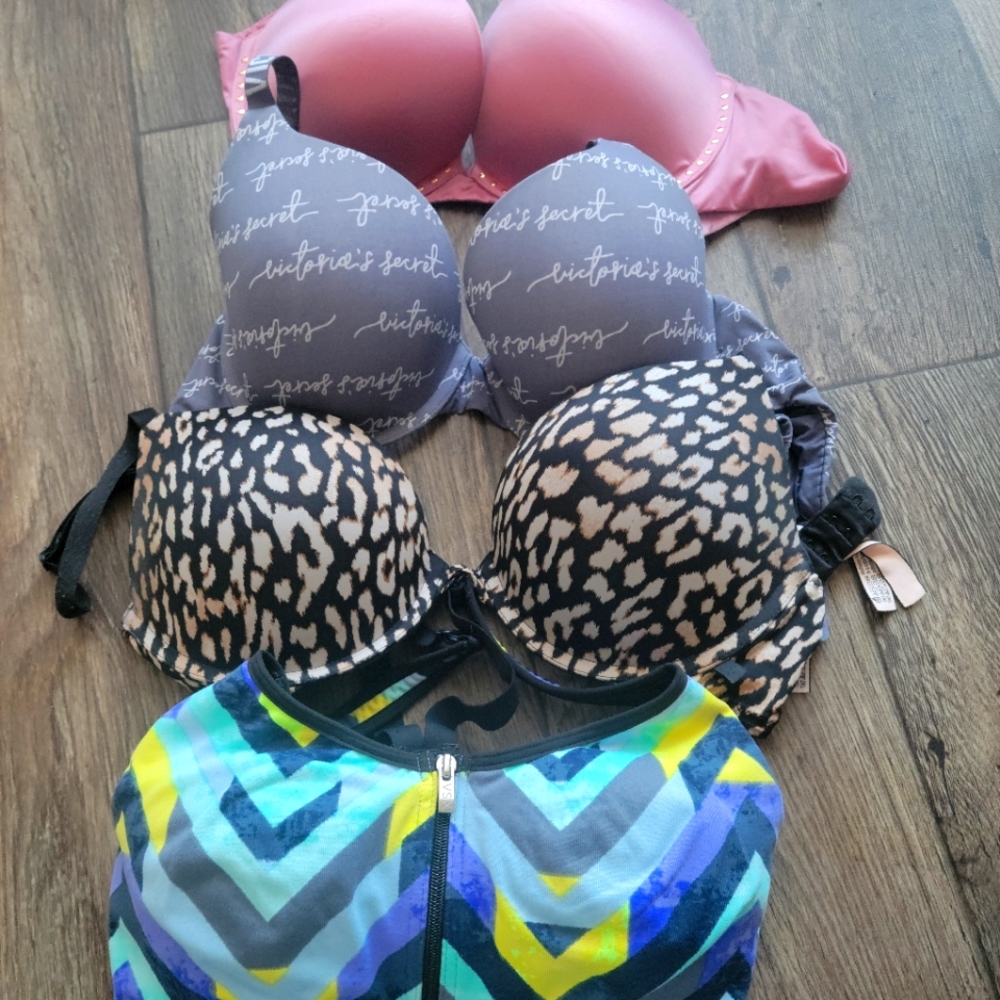 Victoria Secret bras (smallDD)